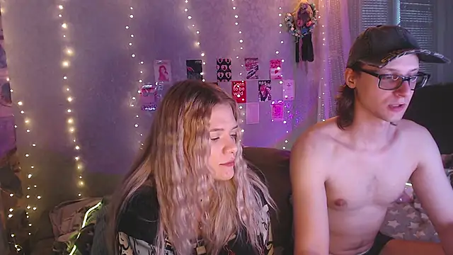Snapshot of Your_Horny_Friends chatting on 2, 5, 2026 Your Horny Friends online show from 2, 5, 2026