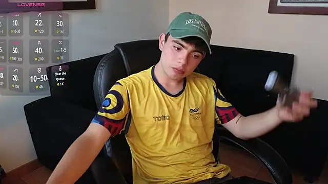 lukeboyce33 online show from 24, 2, 2026