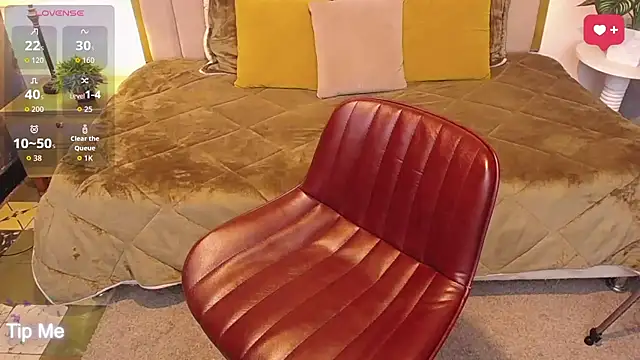 ailyn maury online show from 7, 4, 2026