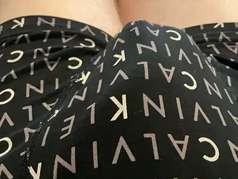 Snapshot of coquin2100 chatting on 17, 3, 2025 coquin2100 online show from 17, 3, 2025