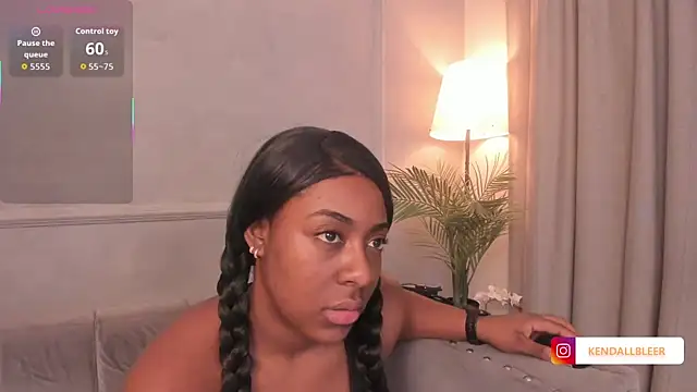Kendallbleer online show from 14, 10, 2025