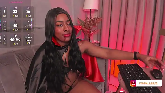 Kendallbleer online show from 16, 10, 2025