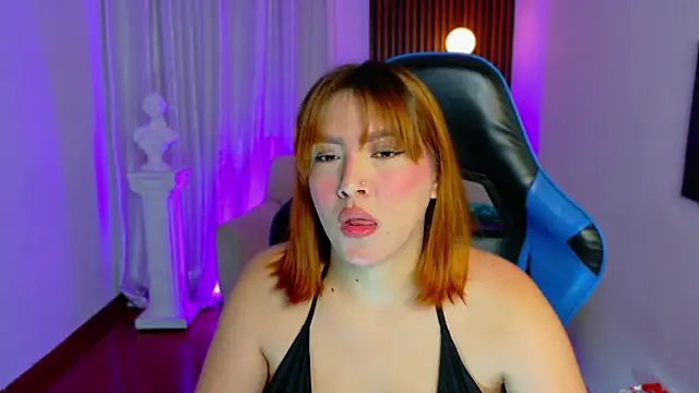 Snapshot of karla_hill_28 chatting on 24, 5, 2026 karla hill 28 online show from 24, 5, 2026