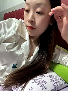Snapshot of Minnie-66 chatting on 8, 10, 2025 Minnie-66 online show from 8, 10, 2025