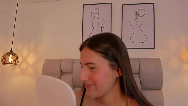 Hanna Evans   online show from 24, 9, 2025