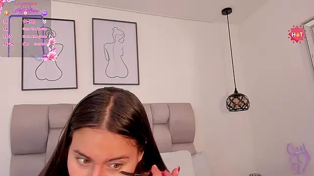 Hanna Evans   online show from 24, 11, 2025