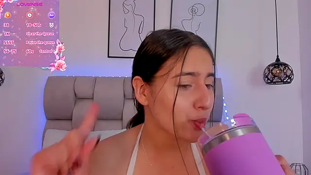 Hanna Evans   online show from 6, 1, 2026