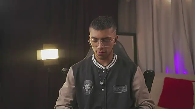 Snapshot of Colstorw_ chatting on 27, 2, 2026 Colstorw online show from 27, 2, 2026