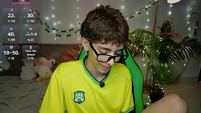 Matty Sparkk online show from 8, 4, 2026