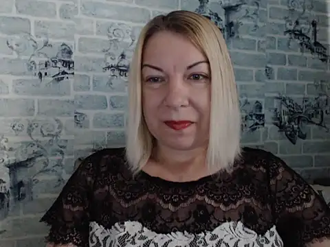 Lillia Ray online show from 12, 9, 2025