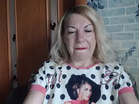 Snapshot of Lillia_Ray chatting on 2, 7, 2026 Lillia Ray online show from 2, 7, 2026