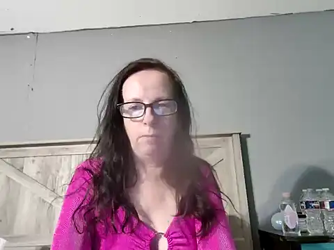 peachgoddess online show from 22, 3, 2025