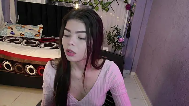 Snapshot of sweet_c4ndy chatting on 7, 10, 2025 sweet c4ndy online show from 7, 10, 2025