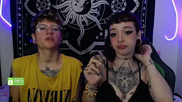 lovelockedlips online show from 16, 3, 2025