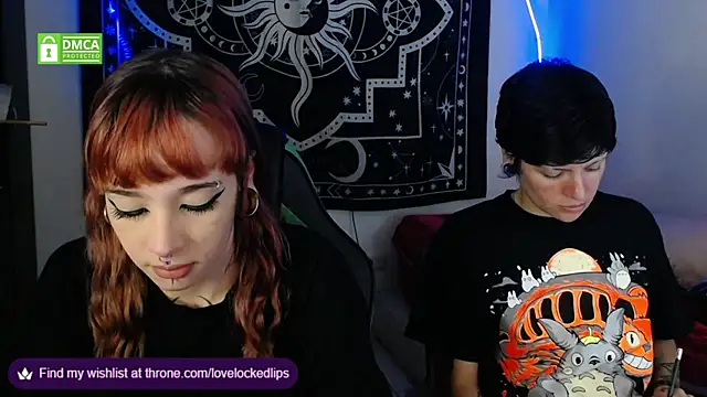 lovelockedlips online show from 10, 10, 2025