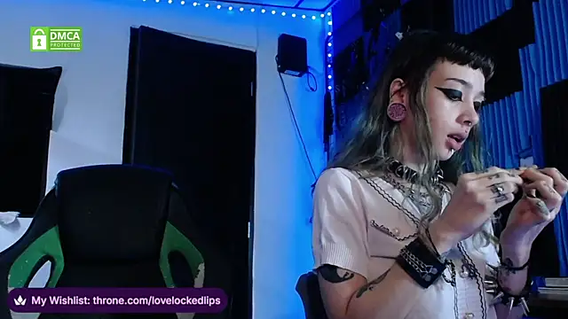 lovelockedlips online show from 11, 7, 2026
