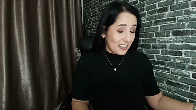 missdyaa online show from 20, 10, 2025