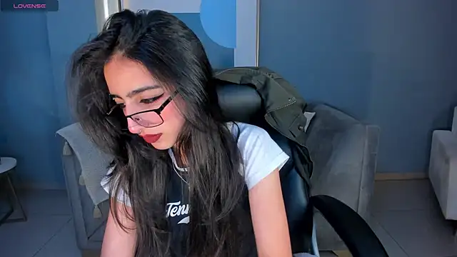 LarisaSmirnov online show from 1, 10, 2025