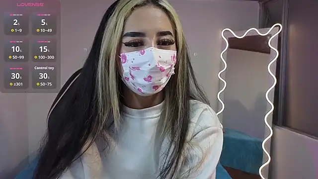 Malory tay1 online show from 18, 12, 2025