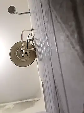 Snapshot of Treeskothik chatting on 28, 9, 2025 Treeskothik online show from 28, 9, 2025