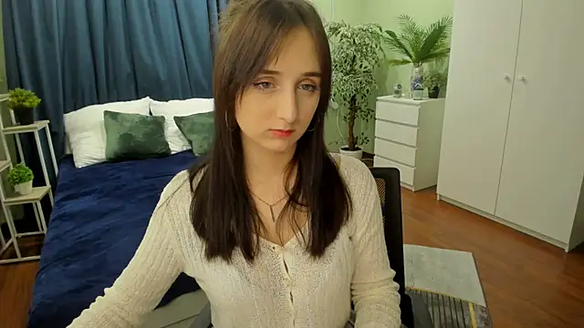 JulietMonli online show from 5, 10, 2025