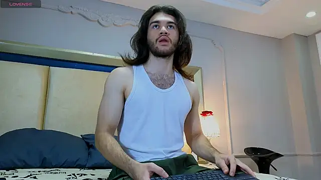 Snapshot of FreyrVik chatting on 22, 9, 2025 FreyrVik online show from 22, 9, 2025