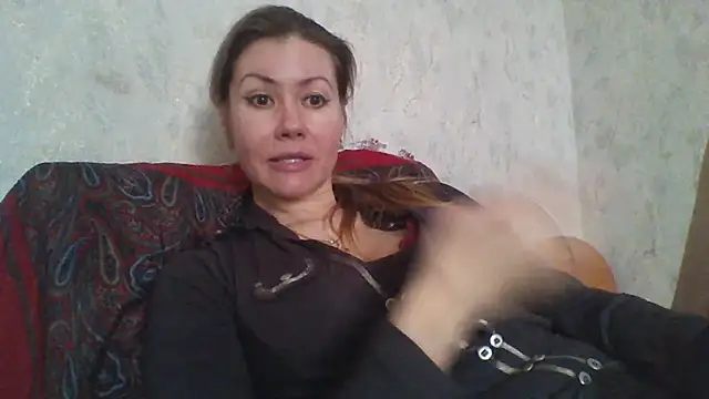 Eva Neon online show from 16, 3, 2025