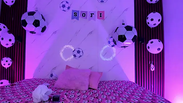 Snapshot of Sophie_joyy chatting on 10, 7, 2026 Sophie joyy online show from 10, 7, 2026