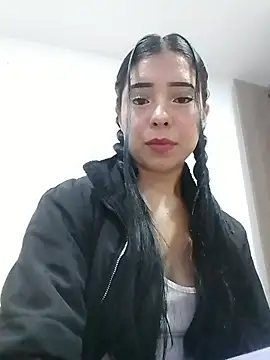 Snapshot of Emilybutterfly1 chatting on 25, 9, 2025 Emilybutterfly1 online show from 25, 9, 2025