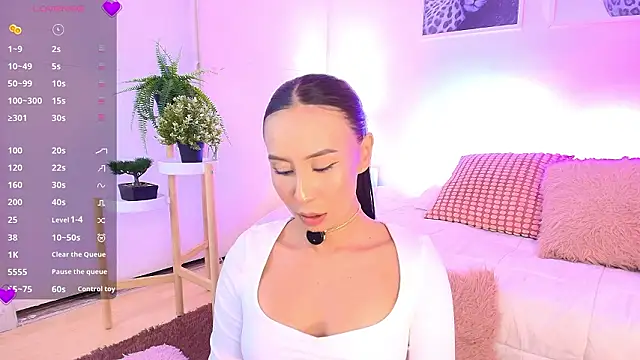 Valen ross  online show from 17, 3, 2026