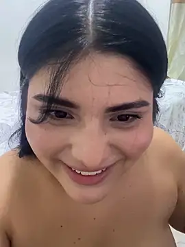 pareja curiosa19 online show from 23, 3, 2026