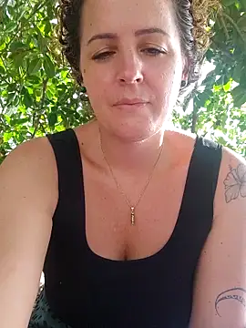 emiliemilf online show from 10, 4, 2026