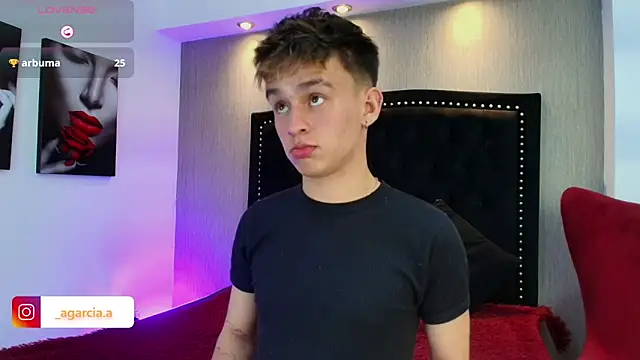 LiamWildx20 online show from 30, 11, 2025