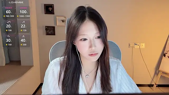 Snapshot of -monica-tina- chatting on 8, 7, 2026 -monica-tina- online show from 8, 7, 2026
