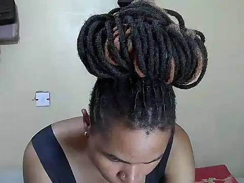 Creamy-Aisha online show from 26, 11, 2025