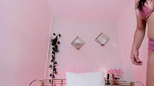 Andressa carpio online show from 21, 11, 2025