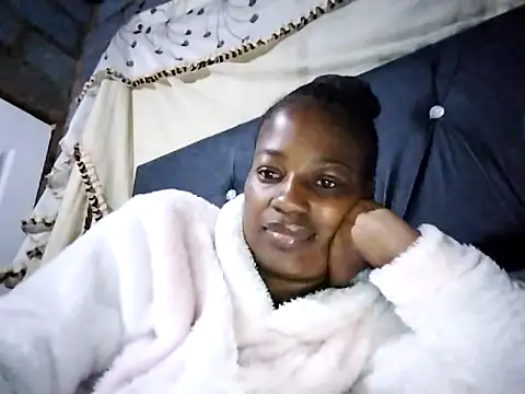 Snapshot of sexylira chatting on 13, 4, 2026 sexylira online show from 13, 4, 2026