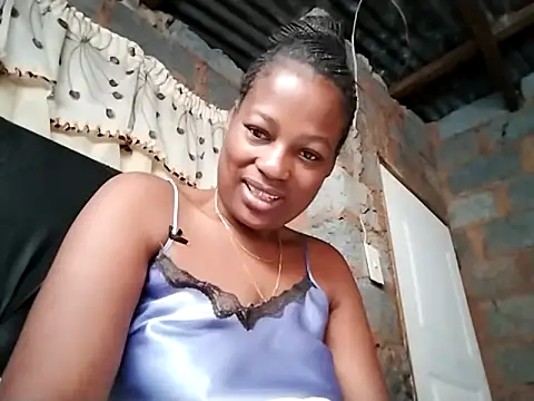 Snapshot of sexylira chatting on 12, 5, 2026 sexylira online show from 12, 5, 2026