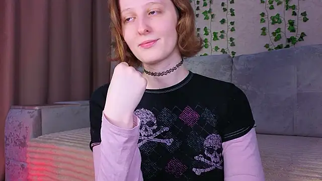 Snapshot of c0ralynx chatting on 6, 7, 2026 c0ralynx online show from 6, 7, 2026