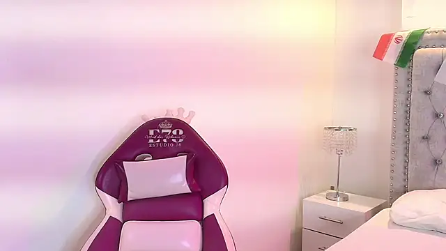 Lia adamsss online show from 4, 7, 2026