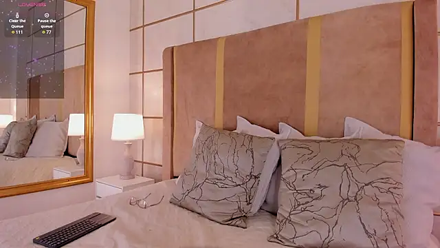 Snapshot of laurencarter1 chatting on 19, 2, 2026 laurencarter1 online show from 19, 2, 2026