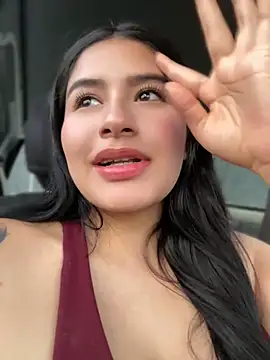 andrea gomes  online show from 12, 4, 2026