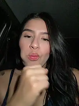 Snapshot of andrea_gomes_ chatting on 4, 5, 2026 andrea gomes online show from 4, 5, 2026