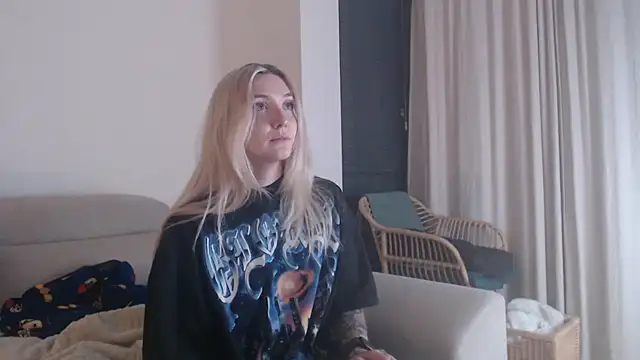 tattoobbgirl online show from 23, 11, 2025