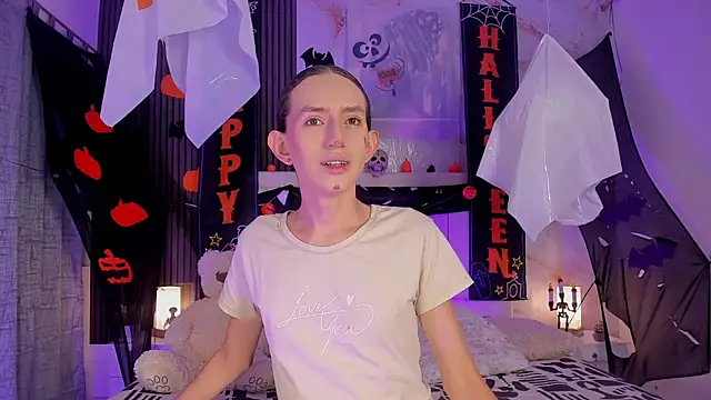 peachandtyron  online show from 3, 11, 2025