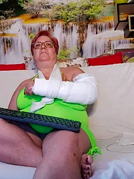 QueenPammy1 online show from 25, 2, 2025