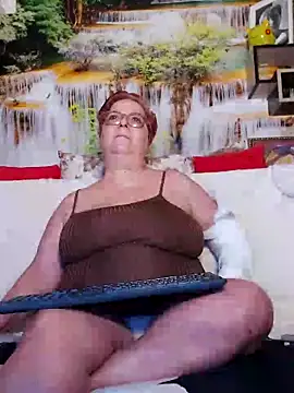 QueenPammy1 online show from 1, 3, 2025