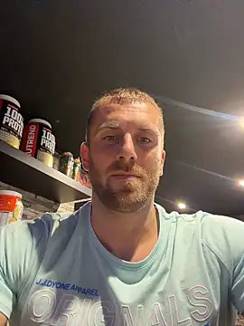 Snapshot of trainwithme chatting on 13, 7, 2026 trainwithme online show from 13, 7, 2026