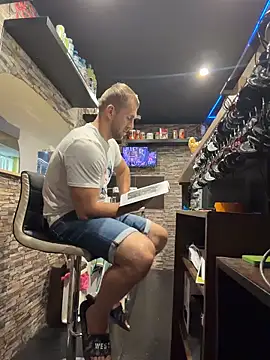 Snapshot of trainwithme chatting on 14, 7, 2026 trainwithme online show from 14, 7, 2026
