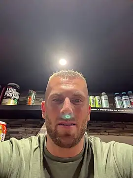 Snapshot of trainwithme chatting on 17, 7, 2026 trainwithme online show from 17, 7, 2026